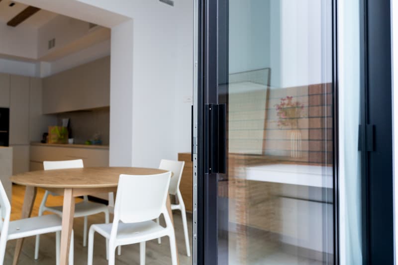 apertura de las ventanas de la cocina