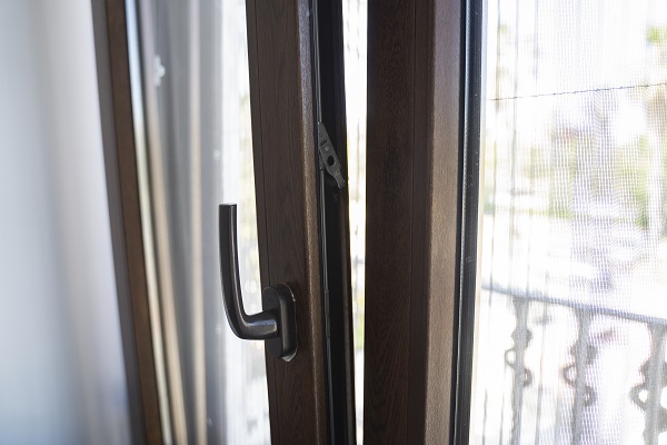 Ventanas de aluminio acabado madera